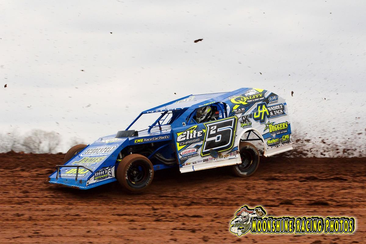 Friday’s JB Robinson Memorial Boasts $2,000-to-Win American Modified Series Feature