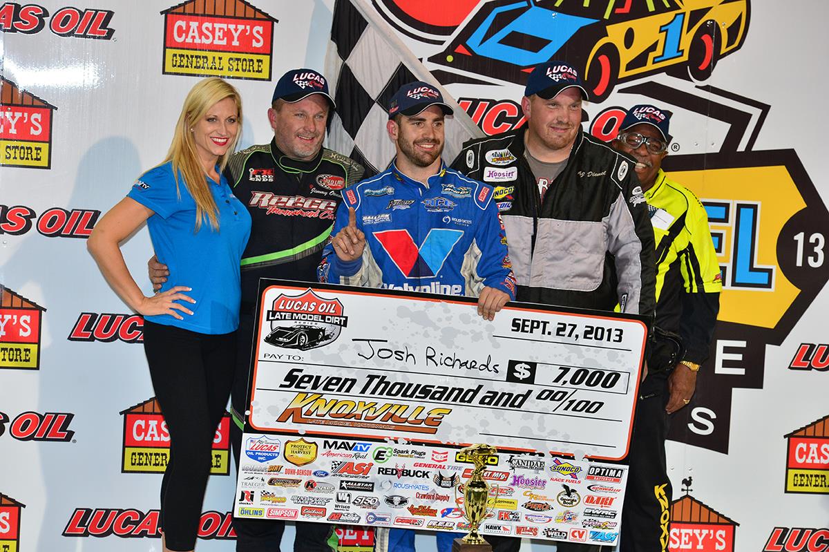 Richards Goes Back-to-Back in Winning Friday Night at Knoxville
