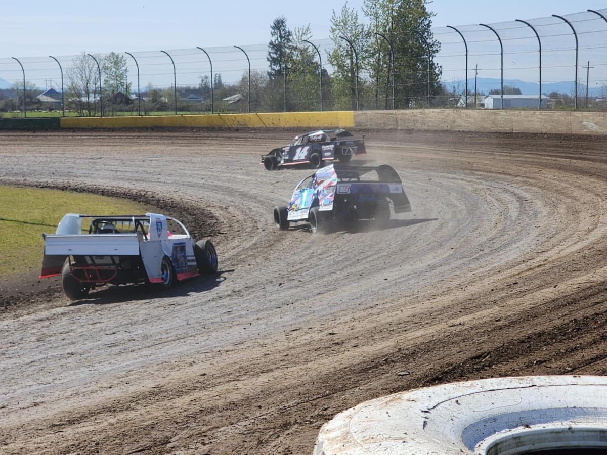 Willamette Speedway Roars Back to Life with a Packed and Powerful Open Practice