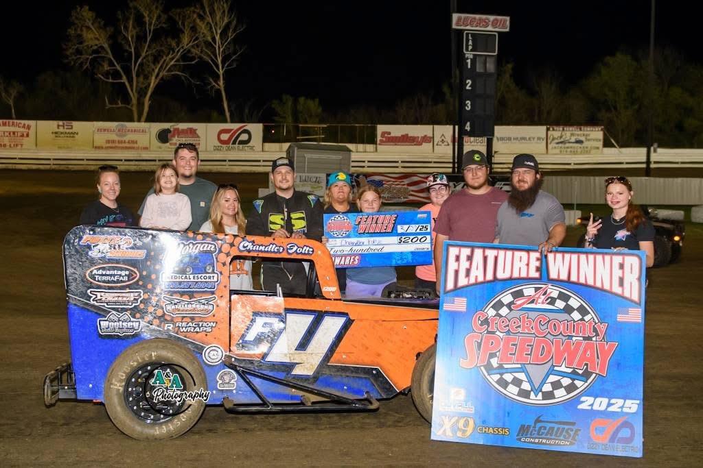Chandler Foltz Captures NOW600 Sooner State Dwarf Car Series Checkers at Creek County Speedway!