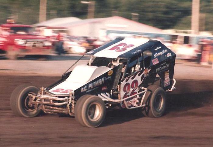 M.W. ROOSEVELT & SON INC./ROOSEVELT’S TOWING PRESENTS A PAIR OF 22-LAP $2,200 TO WIN FEATURES HONORING DAVE LAPE THIS SATURDAY, MAY 10 AT FONDA