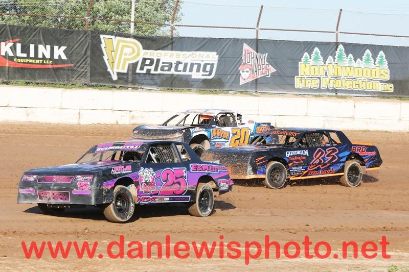 Schmidt, Woods, Stedjee, Vanderloop, Van Straten, and Kaufert Nab Independence Day Checkers
