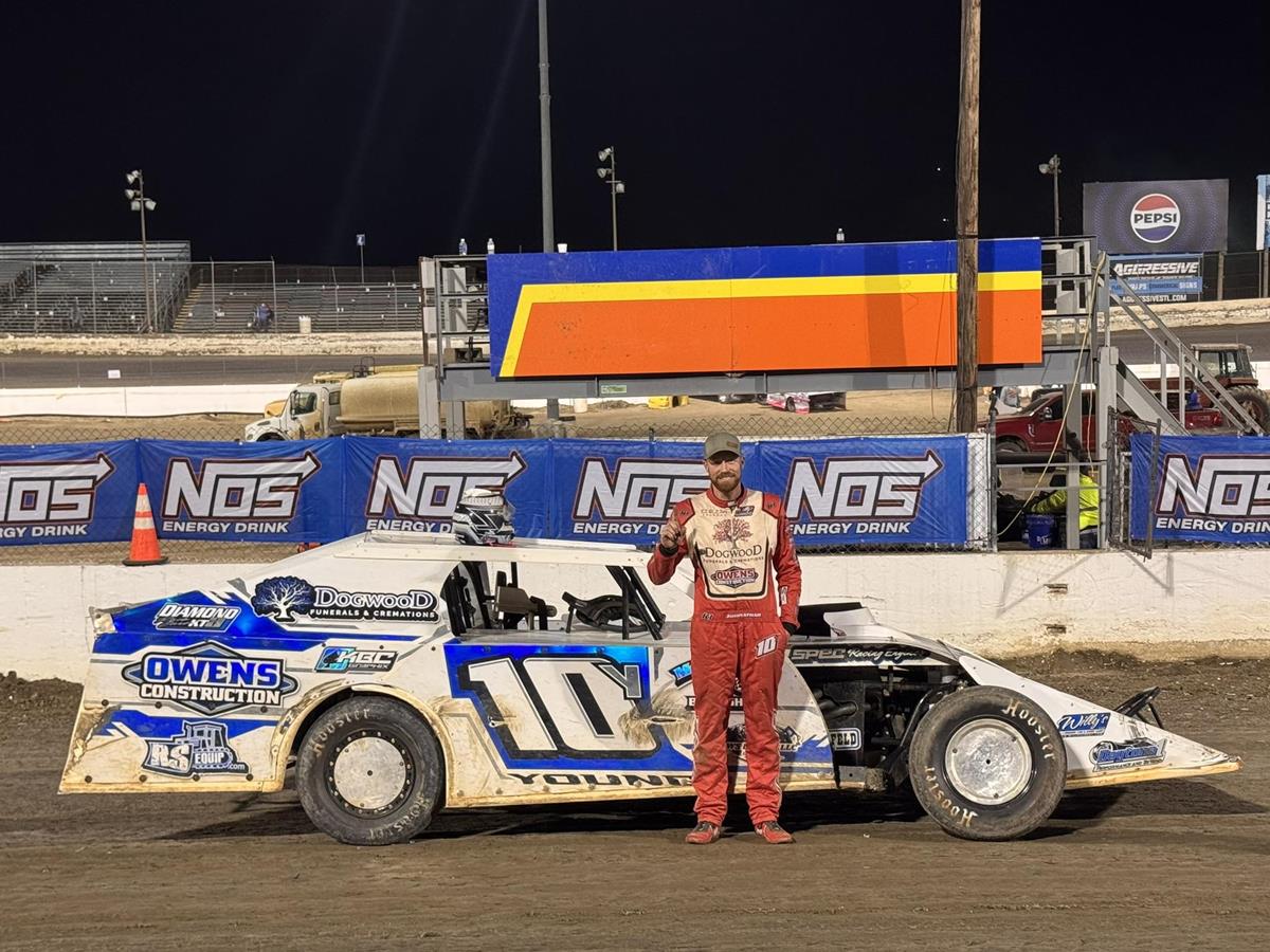 Trent Young sweeps DIRTcar BNM Auto Body UMP Modified action at I-55 Federated Auto Parts Raceway Park!