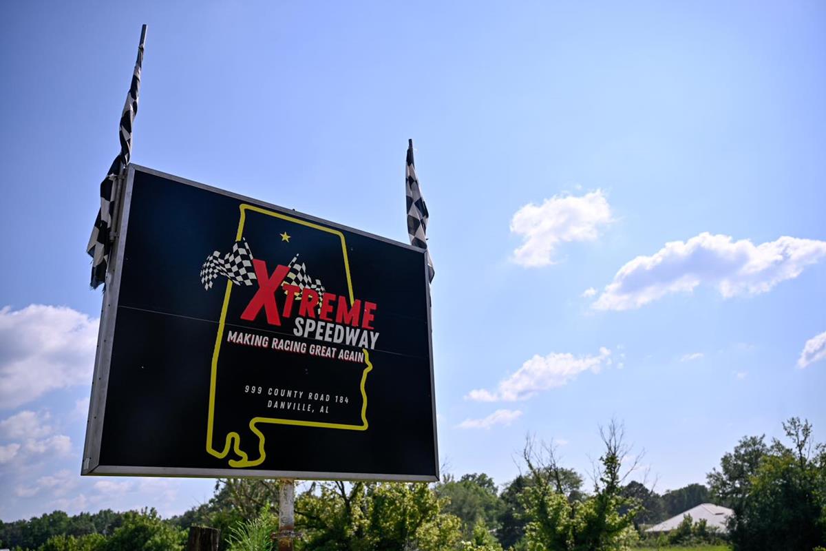 Brown, Roling Win Friday Night Features at Xtreme Speedway