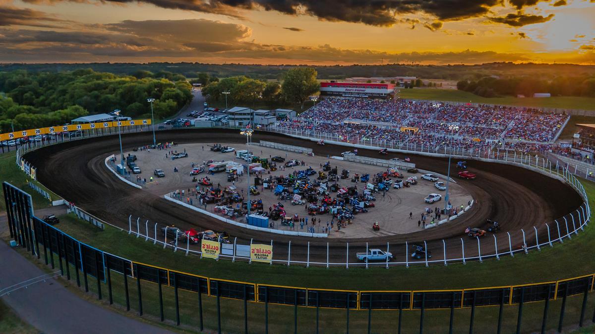 Huset’s Speedway Showcasing Spectacular 2022 Schedule Featuring Several National Tours Intertwined With Weekly Competition