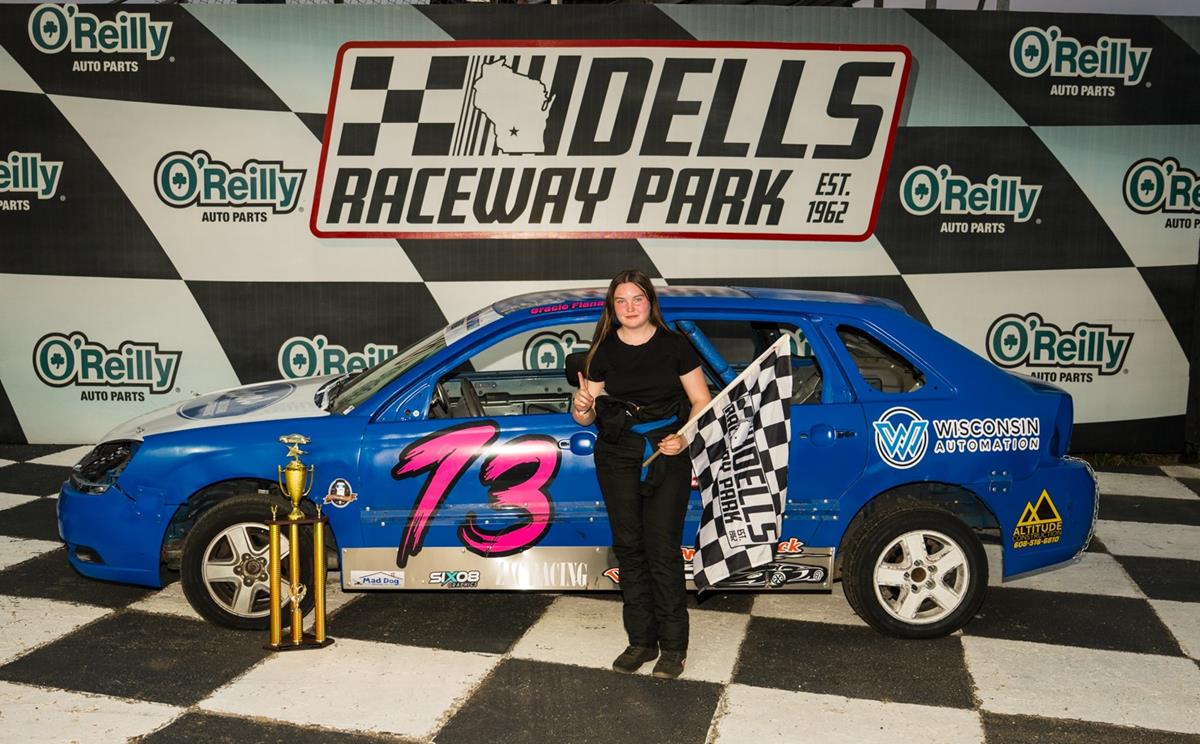 GRACIE FLANAGAN FLYS TO SIXER NATION STREET STOCK WIN