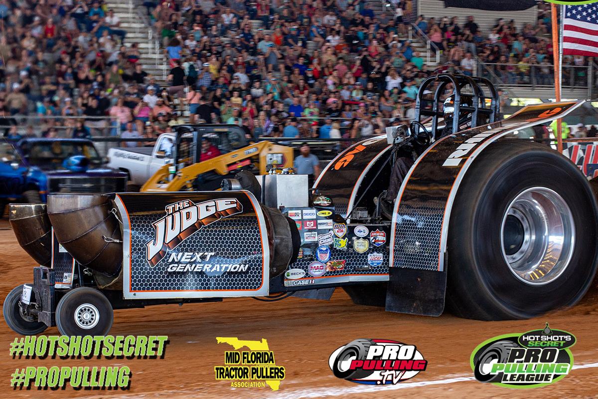 Mid-Florida Tractor Pullers in Spotlight in Green Cove Springs, Florida this Weekend