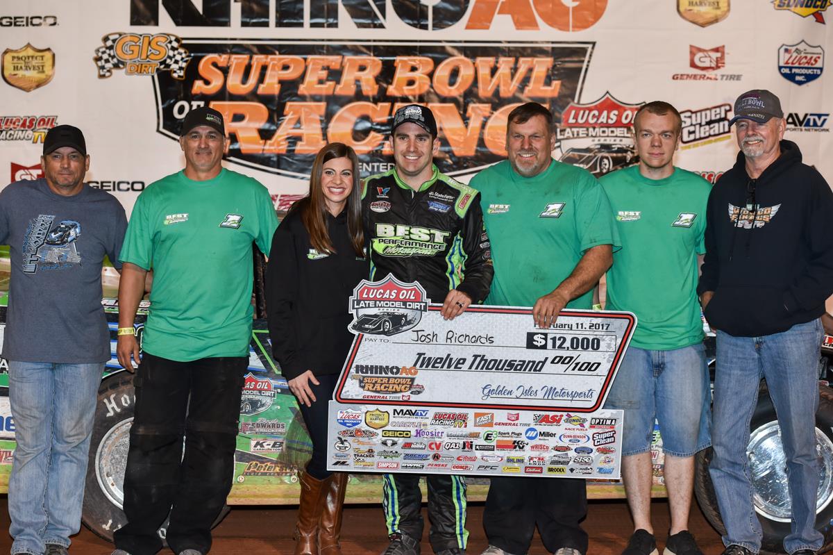 Richards Grabs Rhino Ag Super Bowl of Racing Finale