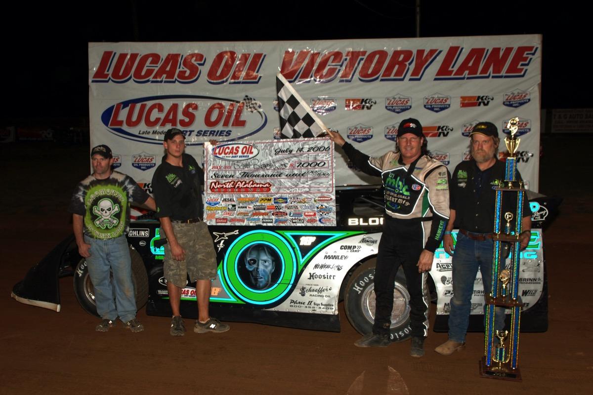 Scott Bloomquist Wins Lucas Oil Late Model Dirt Series Heart of Dixie