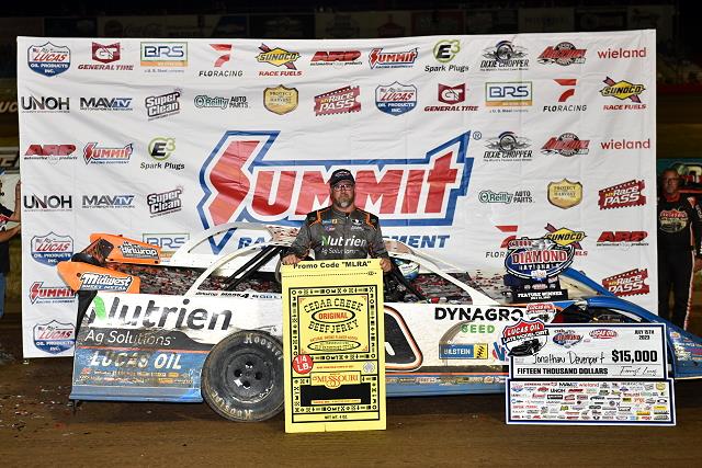 Davenport Wins Record Tying Fourth Diamond Nationals At Lucas Oil Speedway