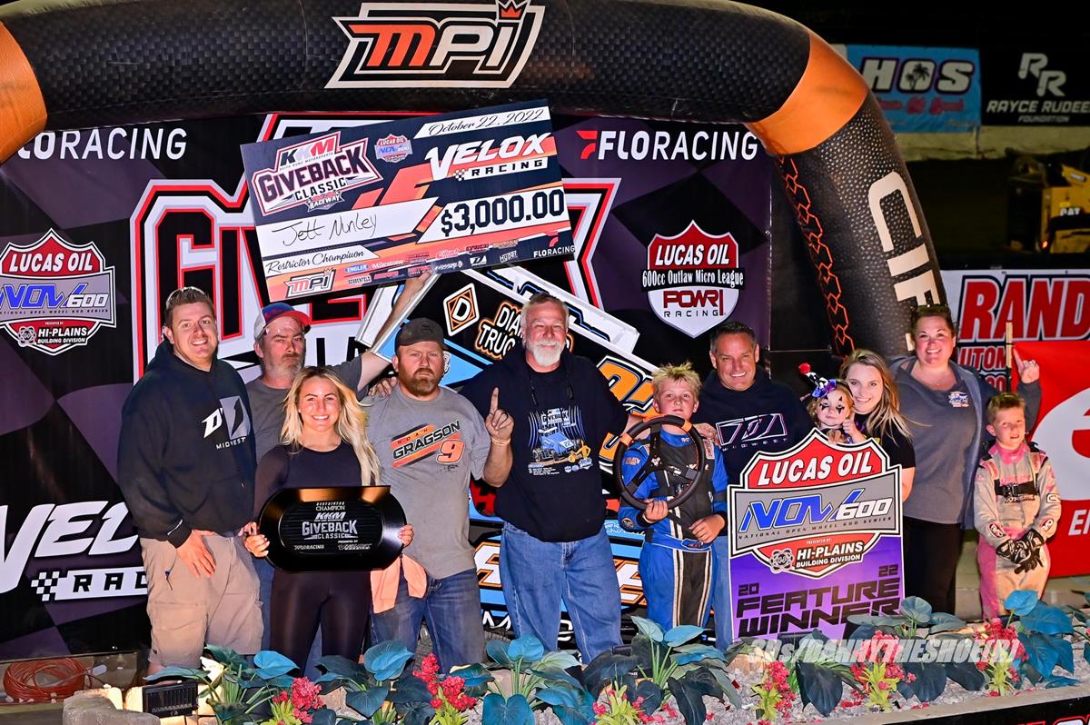 Jett Nunley Nabs KKM Giveback Classic Checkers With Lucas Oil NOW600