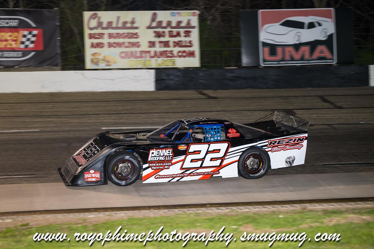 WARTHAN AWARDED 602 LATE MODEL WIN
