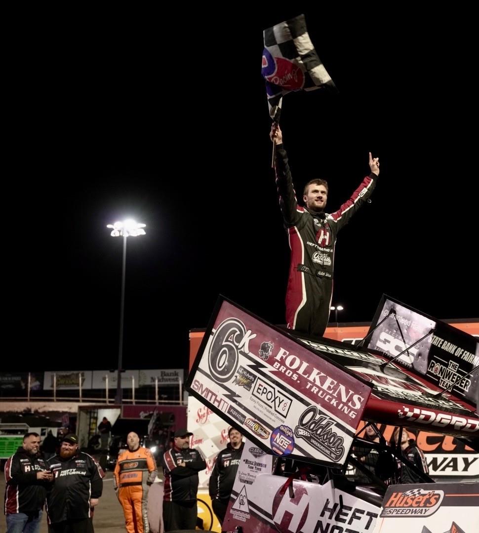 Johnson, Wilke and DeBoer Victorious at Huset’s Speedway on ShopHusets.com Night