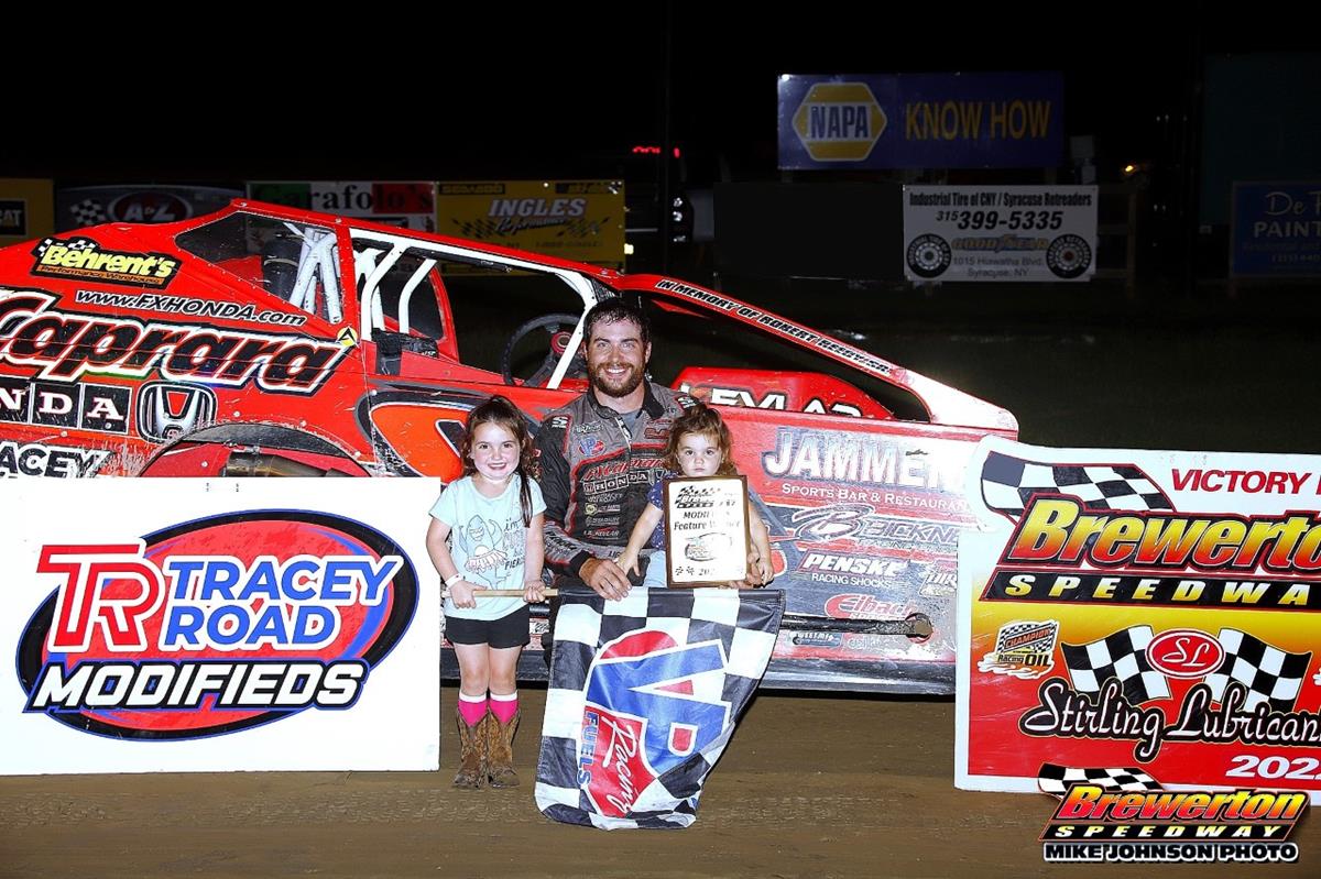 Larry Wight Wins Brewerton Speedway Modified Feature; Sets up Championship Battle with Chris Hile