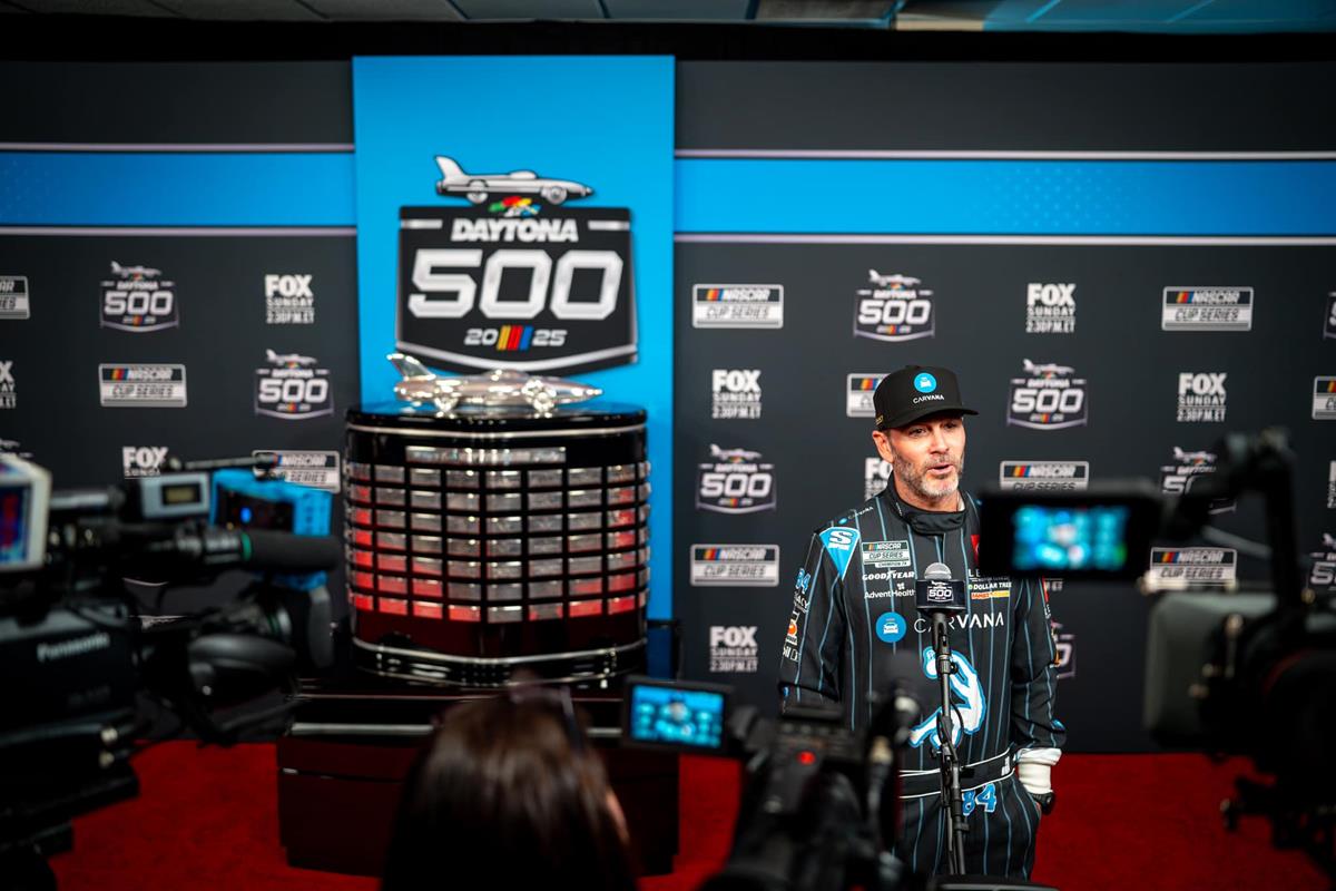 Jimmie Johnson proves that you can go home again