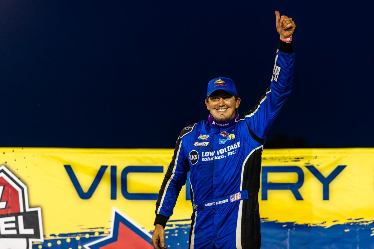 Alberson and Wilson Earn Thursday Night Prelim Wins at Florence