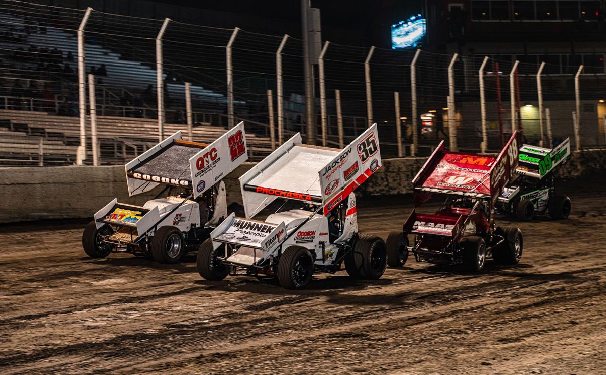 Jackson Motorplex Features Bank Midwest IMCA Series Event Tuesday and The Border Battle Friday and Saturday