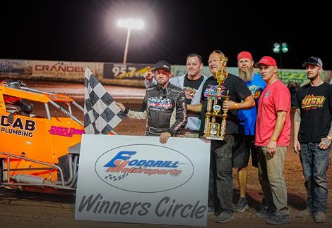 Travis DeGaton and Nathan High Win with POWRi SWEM to Deuce of Clubs Thunder Raceway Return
