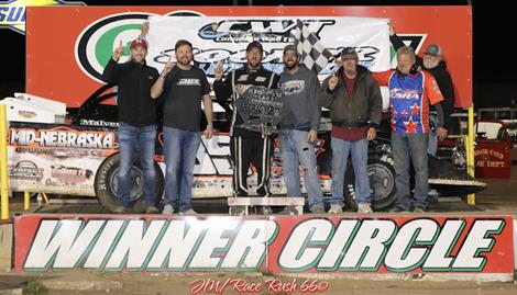 Late restart aids Leonard in Sooner Late Model victory at 81 Speedway