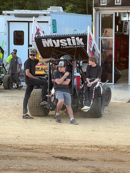 Ryan Timms races to fourth-place finish at Tri-City Raceway Park