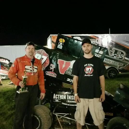 “Strauss tops Plymouth POWRi/ Badger Micro event”