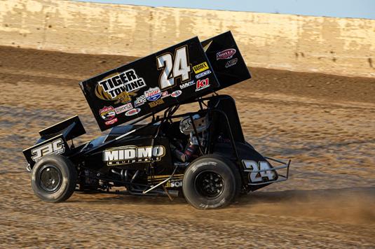 Williamson Overcomes Race Day Adversity for 12th-Place Showing at Midwest Fall Brawl