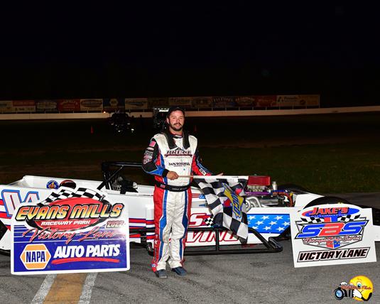MIKE BRUCE WEATHERS THE STORM TO CLAIM SBSCS OPENER AT EVANS MILLS