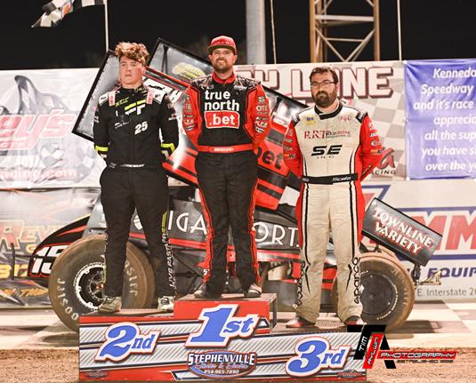 Hafertepe Handles Kennedale Crowd With ASCS Elite Outlaw Sprints