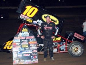 Gray gets seventh O'Reilly USCS win at Clayhill Motorsports