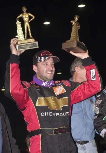 Tony Stewart Snares 21st Annual O'Reilly Chili Bowl Nationals Finale!