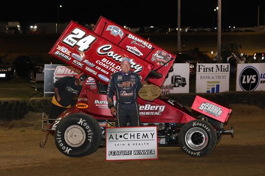 Terry McCarl Tames Spoon River High Banks with Mohrfeld Solar Sprint Invaders!