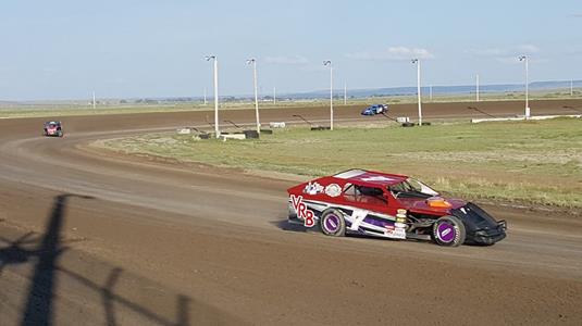 BMP Speedway Showcasing IMCA Modifieds Gunslinger Tour Presented by Food Services of America This Friday and Saturday
