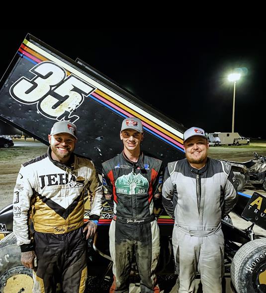 Thompson Charges Past ASCS Frontier Field At Big Sky Speedway