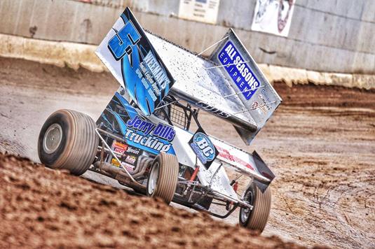 Dills Endures Rough Luck while Racing for the Lead at Cottage Grove