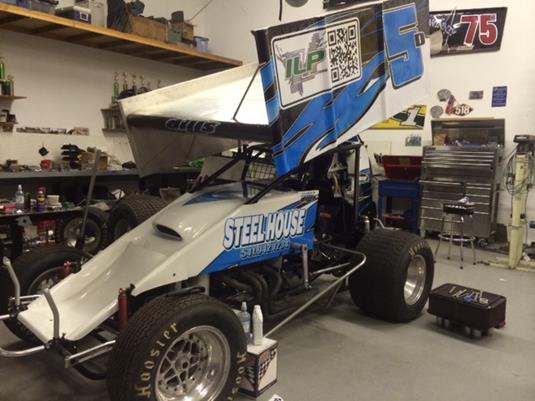 Dills Sidelined Early During Wingless Sprint Car Debut at Cottage Grove