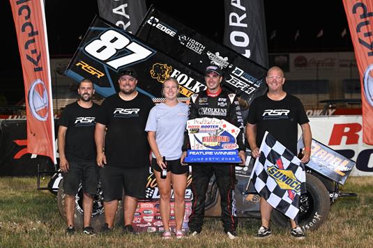 THE DIAMOND DELIVERS: Aaron Reutzel Edges Tanner Thorson in Final Corner to Start Lucas Oil's Diamond Classic on Top