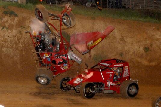 Sills takes victory in Hunt Magnetos Wingless Feature at Placerville