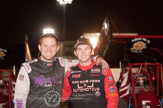 White Lightning Motorsports Endures Wild Season Finale at Knoxville Raceway