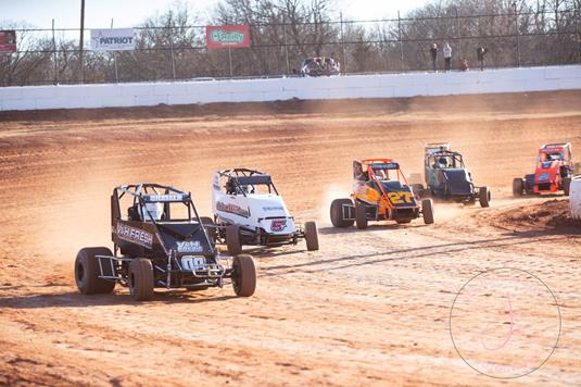 Lucas Oil NOW600 Series Returns to Superbowl Speedway for Saturday Showdown