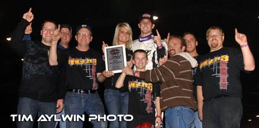 Hagen Tops Bully Dog Qualifier at the Chili Bowl