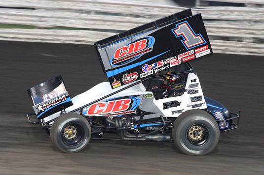 Swindell Advances into 33rd Career Knoxville Nationals A Main During Difficult Weekend