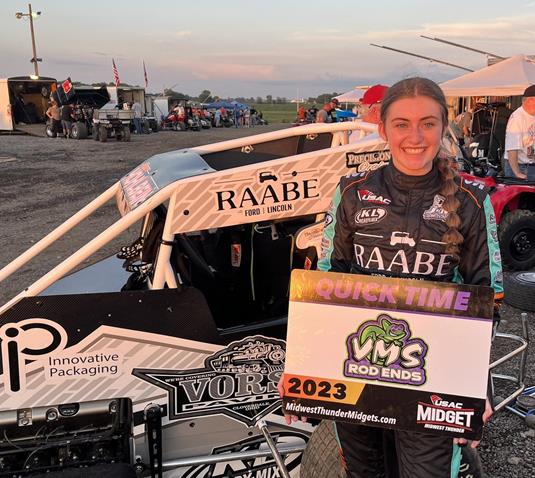 Abby Hohlbein Sets New Midget Track Record At Waynesfield Raceway Park With USAC Midwest Thunder Midgets