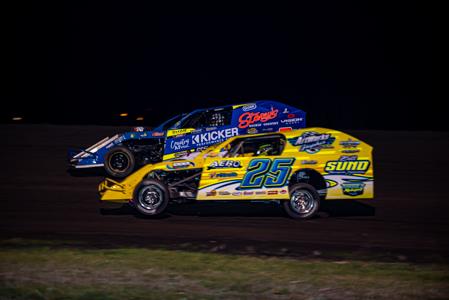 Fast Shafts IMCA Modified Qualifier on Monday, July 26 at Park Jefferson