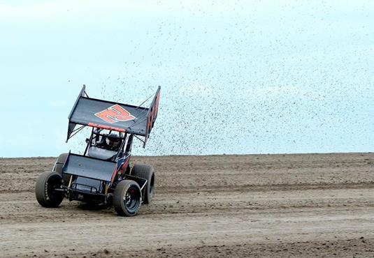 Blurton Hangs on for Two Top Fives During URSS National Doubleheader