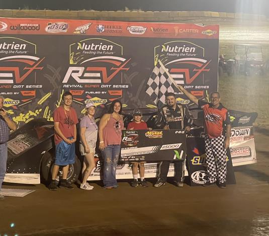 Tyler Wolff and Kylan Garner take Border Battle Holiday Weekend Wins with REV Super Late Models