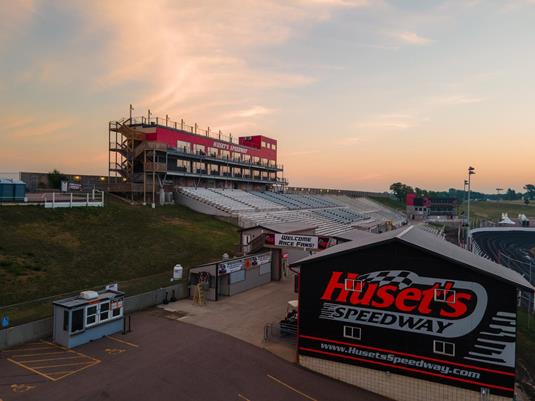 Huset’s Speedway Showcases 22 Races in '25, Including $250k-to-Win BillionAuto.com Huset’s High Bank Nationals and $75k-to-Win Silver Dollar Nationals