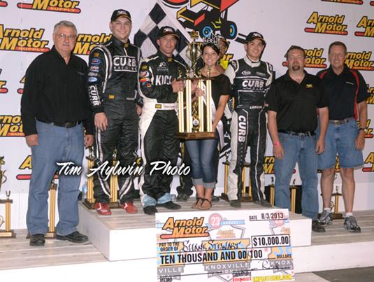 Stewart Gets One for the Thumb at Knoxville
