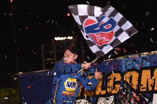 Brad Sweet Dominates on Night #2 of the Knoxville Nationals!