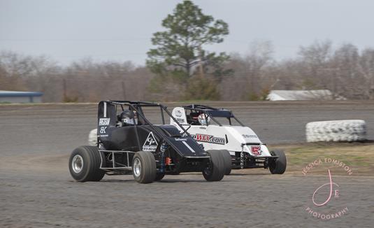 Lawrence Nets Two Top 15s During Season-Opening Weekend in Micro Sprint