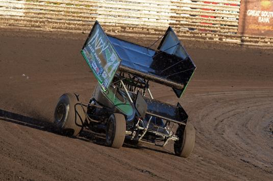 Giovanni Scelzi Hustles to Top-Five Outing During Sprint Car Season Finale